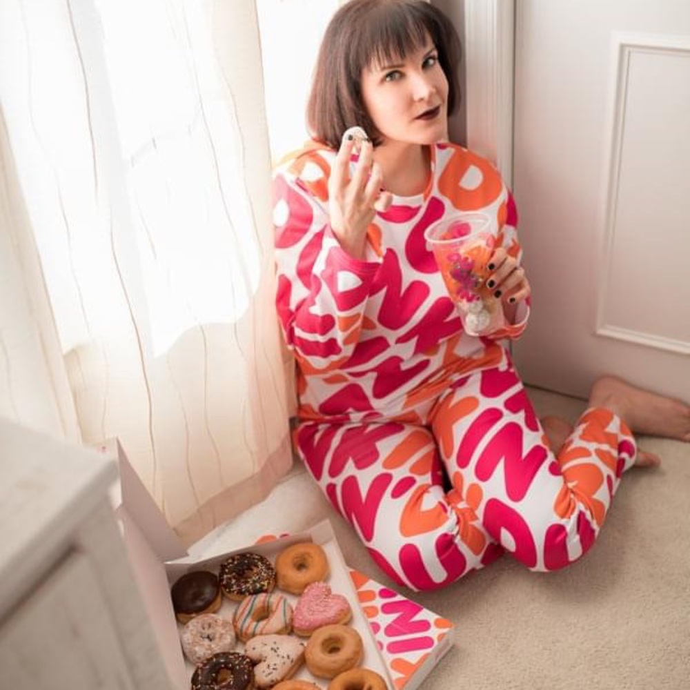 Dunkin Donuts Perksclusive Sweatshirt & Joggers